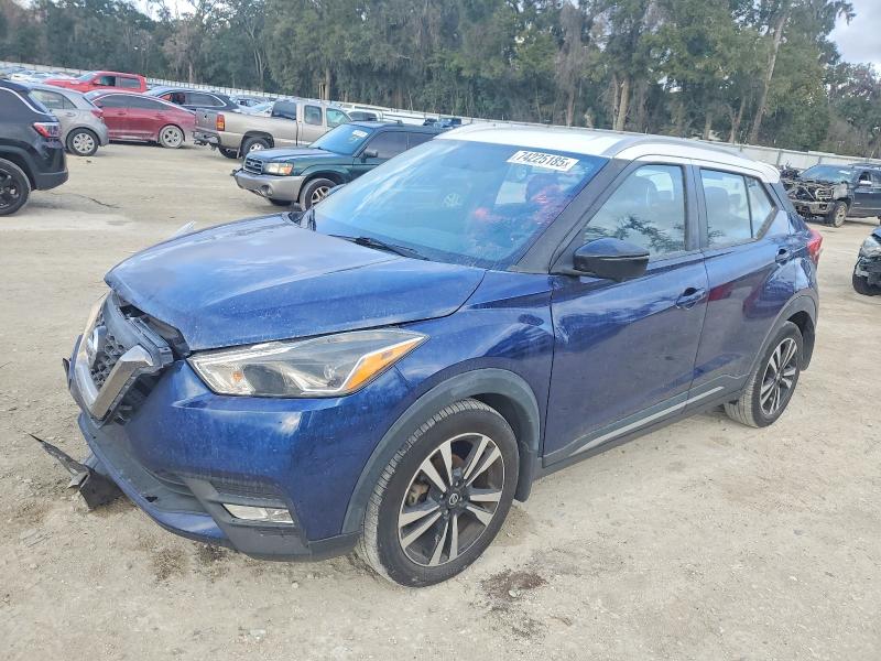 NISSAN KICKS 2019 with VIN 3N1CP5CU9KL510733 - Photo from auction