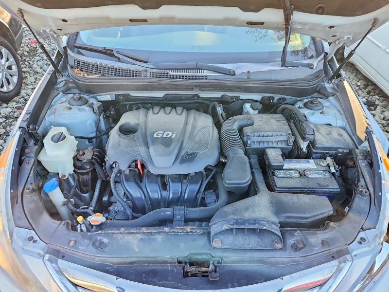 Photo 11 from auction – 2012 HYUNDAI SONATA SE with VIN 5NPEC4AC3CH366037