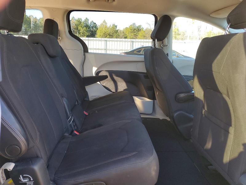 Photo 11 from auction – 2017 CHRYSLER PACIFICA T with VIN 2C4RC1DG3HR515295
