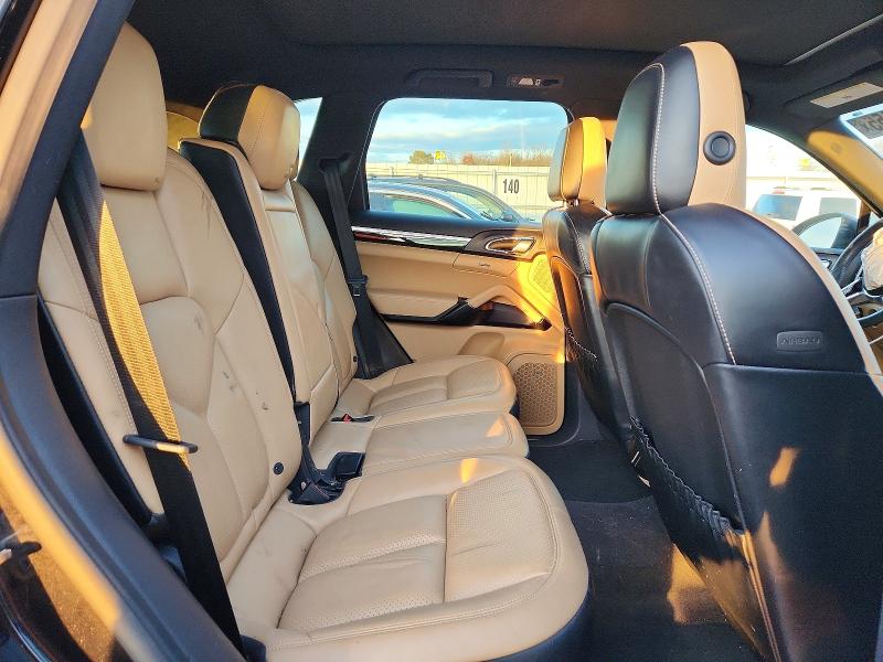Photo 11 from auction – 2017 PORSCHE CAYENNE with VIN WP1AA2A24HKA89888