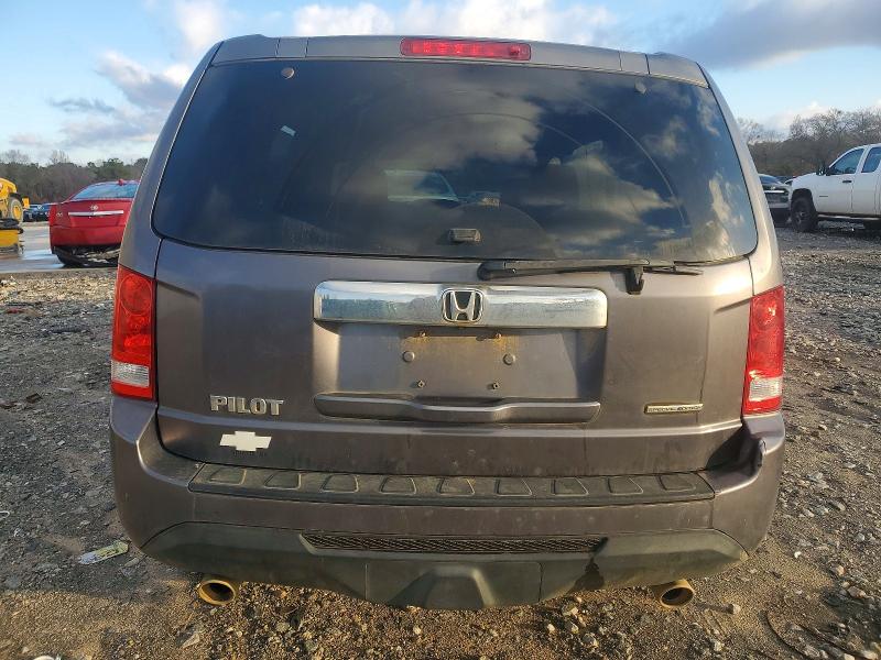 Photo 6 from auction – 2015 HONDA PILOT SE with VIN 5FNYF3H31FB026425