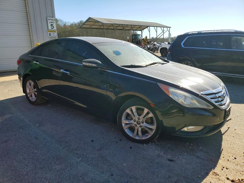 Photo 4 from auction – 2011 HYUNDAI SONATA SE with VIN 5NPEC4AC3BH147108