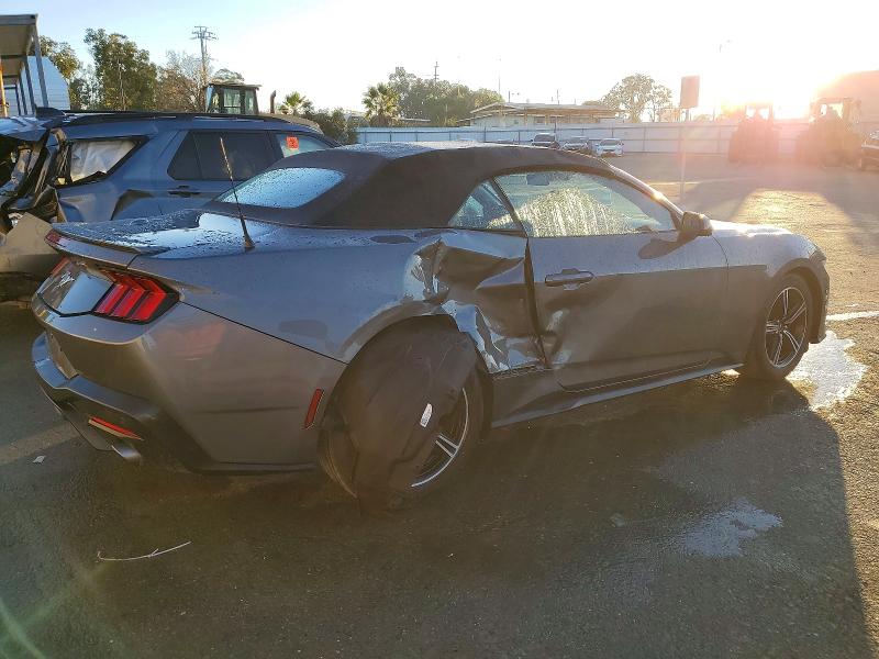 Photo 3 from auction – 2025 FORD MUSTANG with VIN 1FAGP8UH0S5120790