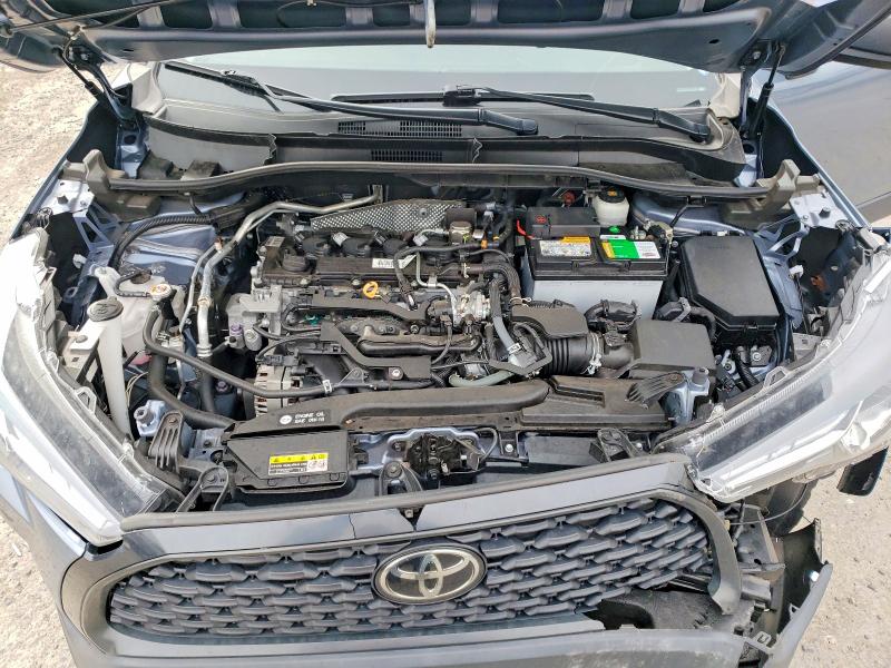 Photo 12 from auction – 2022 TOYOTA COROLLA CROSS with VIN 7MUAAAAG6NV002011