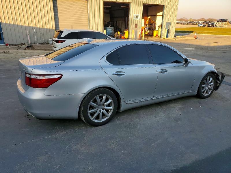 Photo 3 from auction – 2009 LEXUS LS with VIN JTHBL46F695089607