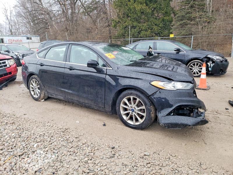 Photo 4 from auction – 2017 FORD FUSION SE with VIN 3FA6P0HD3HR143703