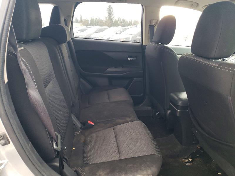 Photo 10 from auction – 2018 MITSUBISHI OUTLANDER with VIN JA4AZ2A30JZ006757