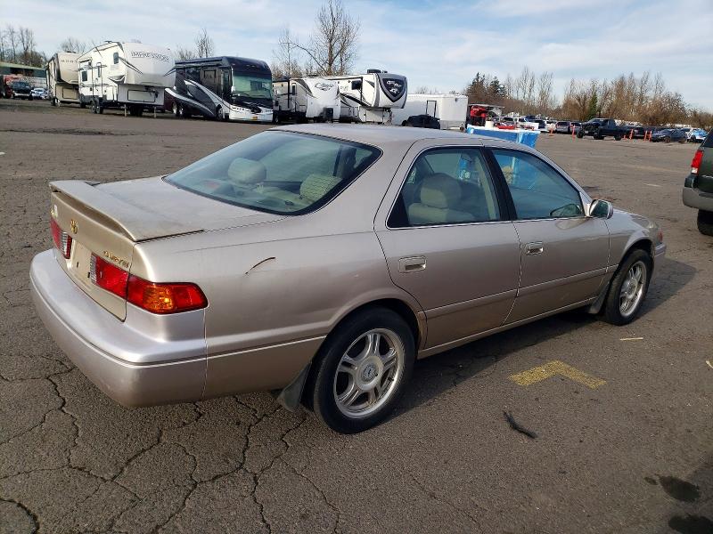 Photo 3 from auction – 2000 TOYOTA CAMRY CE with VIN JT2BG22K3Y0389154
