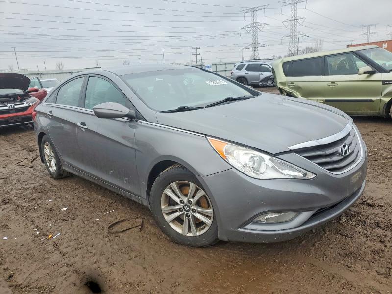 Photo 4 from auction – 2013 HYUNDAI SONATA with VIN 5NPEB4AC2DH784996