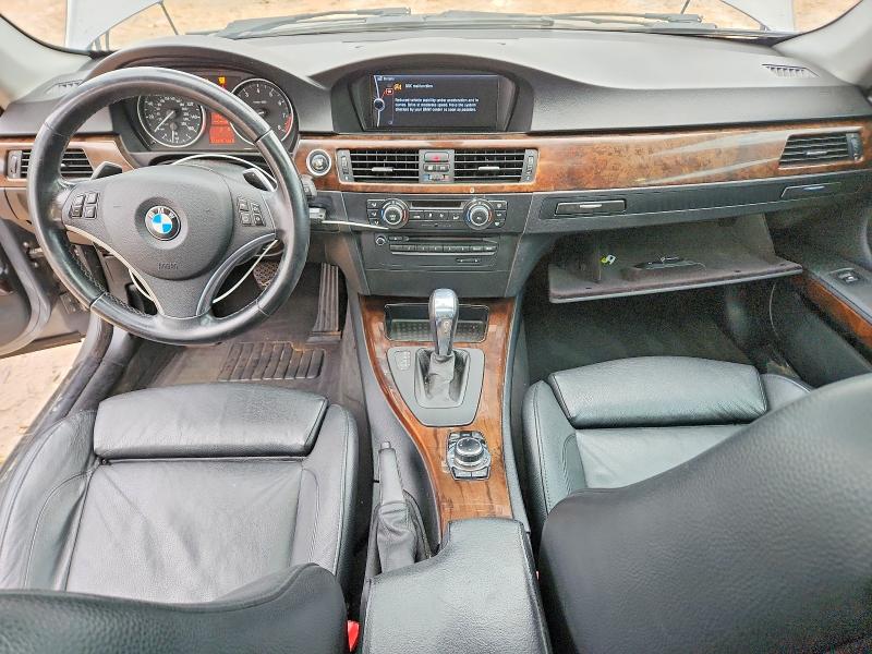 Photo 8 from auction – 2011 BMW 328 I SULE with VIN WBAKE5C55BE429975