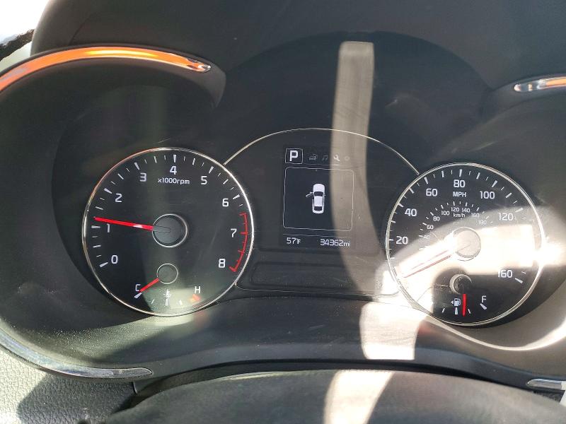 Photo 9 from auction – 2017 KIA FORTE LX with VIN KNAFK5A88H5685270