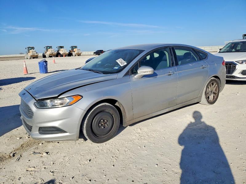 FORD FUSION 2016 مع رقم تعريف المركبة 3FA6P0H71GR132790 - صورة من المزاد