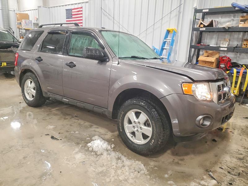 صورة رقم 4 من المزاد - 2011 FORD ESCAPE XLT مع VIN 1FMCU9D70BKC03843