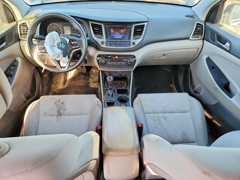 Photo 8 from auction – 2017 HYUNDAI TUCSON SE with VIN KM8J23A43HU577607