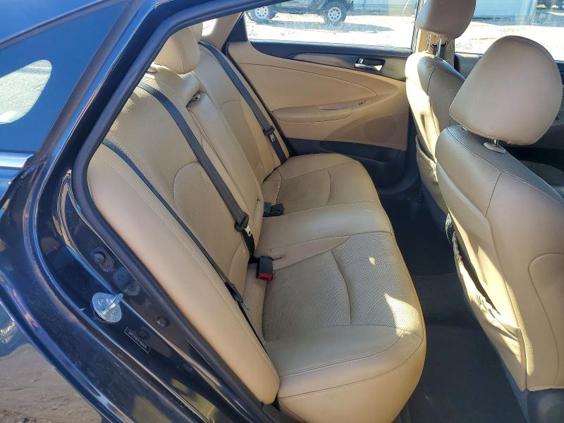 Photo 10 from auction – 2014 HYUNDAI SONATA SE with VIN 5NPEC4AB7EH904040