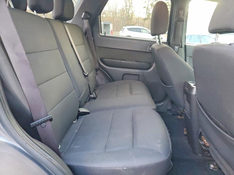Photo 11 from auction – 2011 FORD ESCAPE XLT with VIN 1FMCU9D74BKC03036