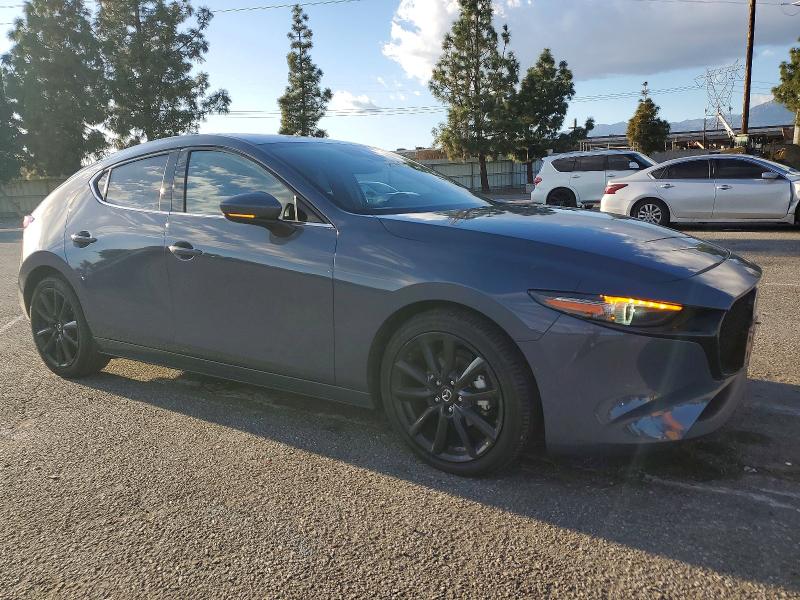 Photo 4 from auction – 2020 MAZDA 3 PREMIUM with VIN JM1BPANM2L1154195
