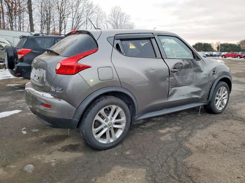 Photo 3 from auction – 2011 NISSAN JUKE S with VIN JN8AF5MV5BT017520
