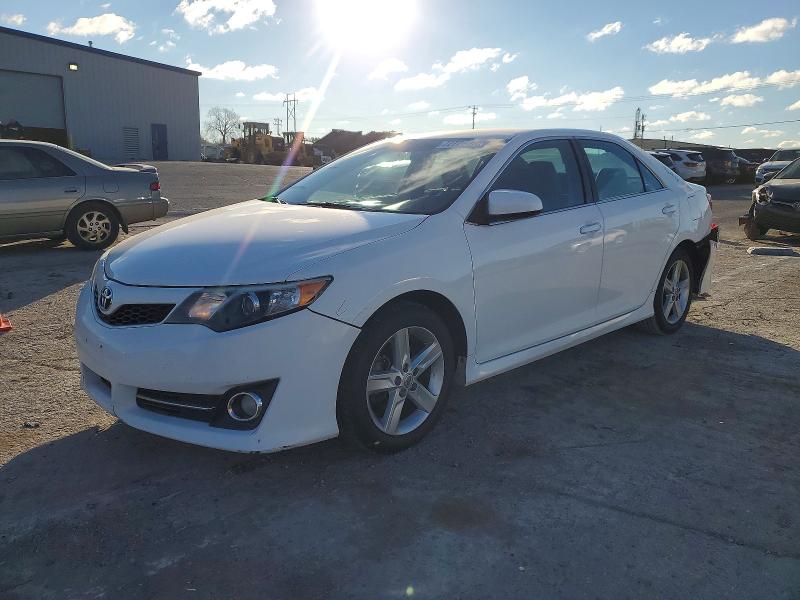 Photo 1 from auction – 2014 TOYOTA CAMRY L with VIN 4T1BF1FK1EU737760