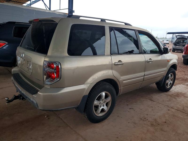 Photo 3 from auction – 2006 HONDA PILOT EX with VIN 2HKYF18496H557659