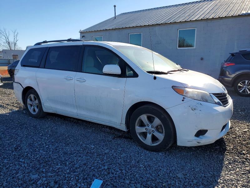 Photo 4 from auction – 2012 TOYOTA SIENNA with VIN 5TDKK3DC4CS206366