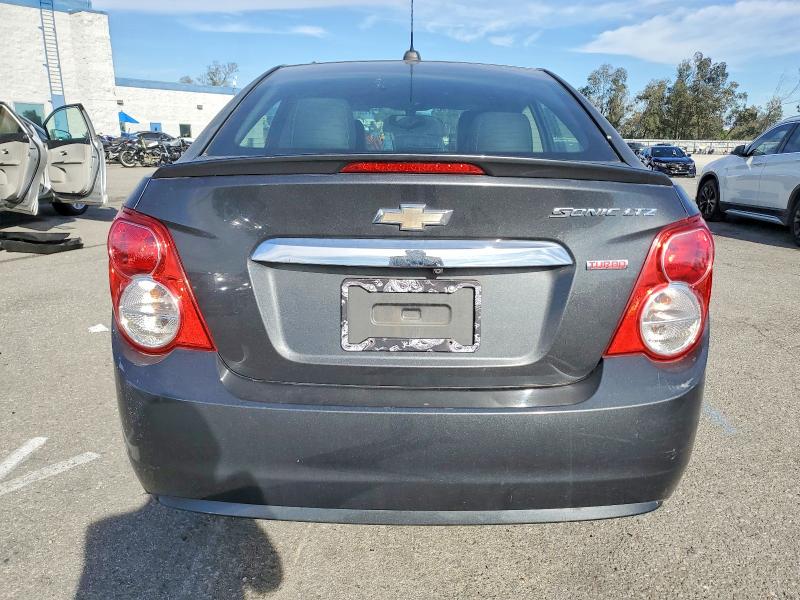 Photo 6 from auction – 2016 CHEVROLET SONIC with VIN 1G1JE5SB9G4152954
