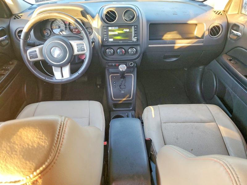 Photo 8 from auction – 2017 JEEP PATRIOT with VIN 1C4NJRBB9HD208260