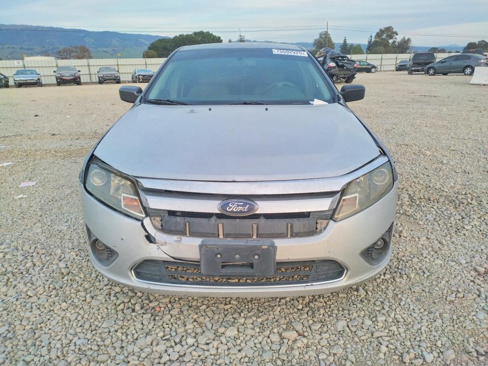 Photo 5 from auction – 2011 FORD FUSION with VIN 3FADP0L36BR135530
