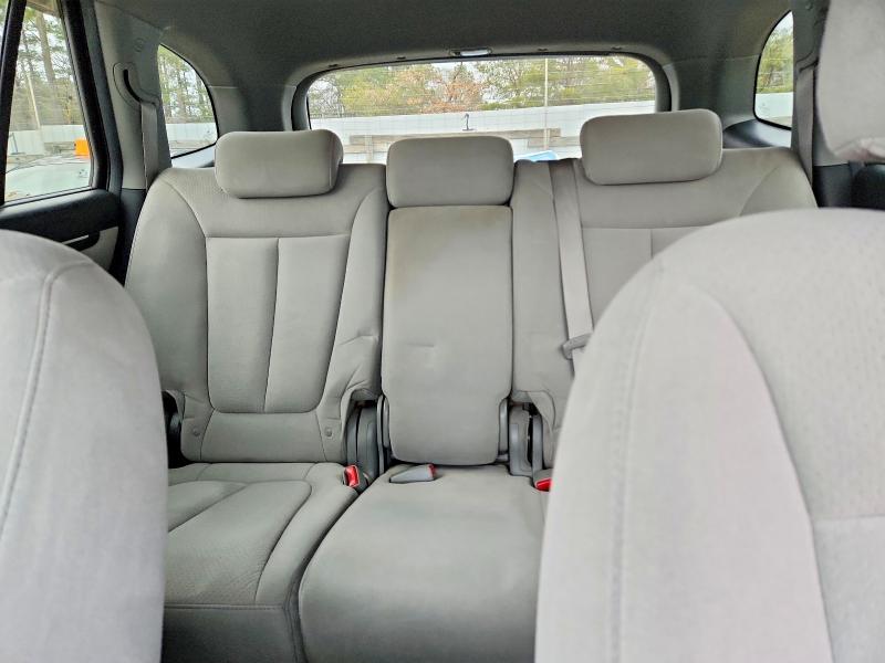 Photo 10 from auction – 2009 HYUNDAI SANTA FE G with VIN 5NMSG13D59H293089