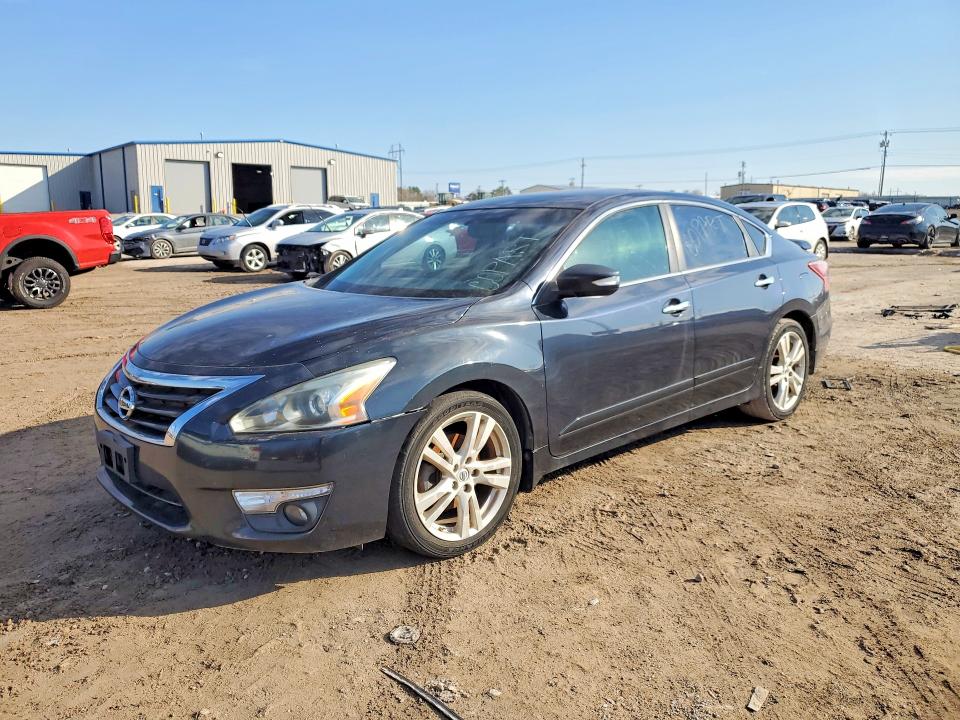 NISSAN ALTIMA 3.5 2013 with VIN 1N4BL3AP3DC253949 - Photo from auction