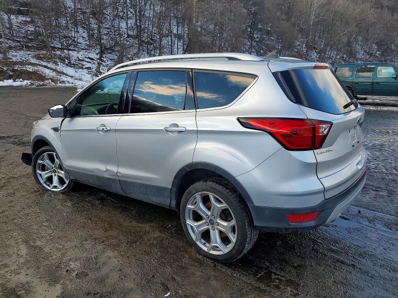 Photo 2 from auction – 2019 FORD ESCAPE TIT with VIN 1FMCU9J94KUA48952