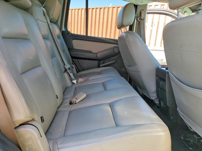 Photo 11 from auction – 2008 FORD EXPLORER X with VIN 1FMEU63E38UB05555