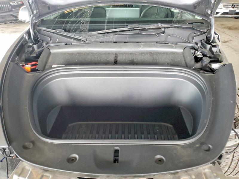 Photo 11 from auction – 2025 TESLA MODEL Y with VIN 7SAYGDEE6SF236668