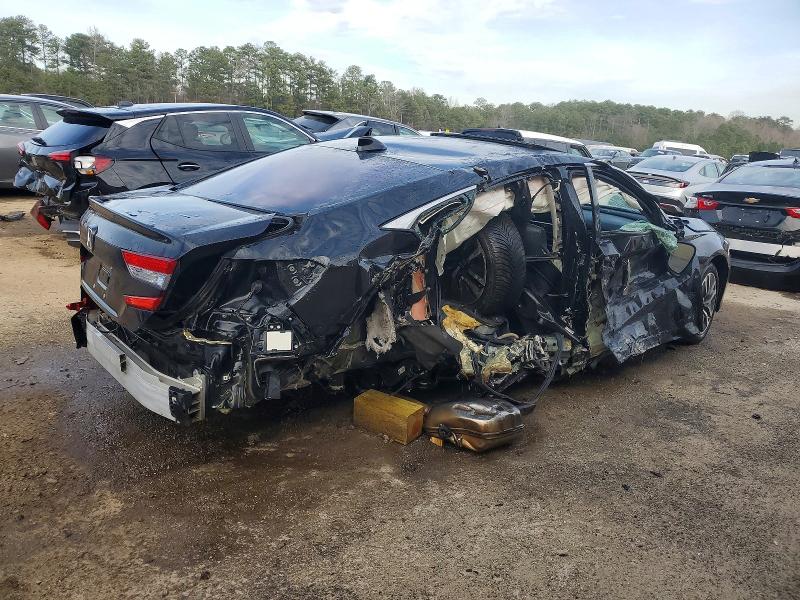 Photo 3 from auction – 2018 HONDA ACCORD with VIN 1HGCV3F96JA002662