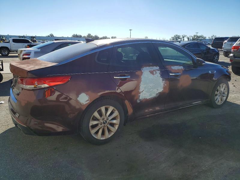 Zdjęcie 3 z aukcji – 2016 KIA OPTIMA EX z VIN 5XXGU4L37GG009139