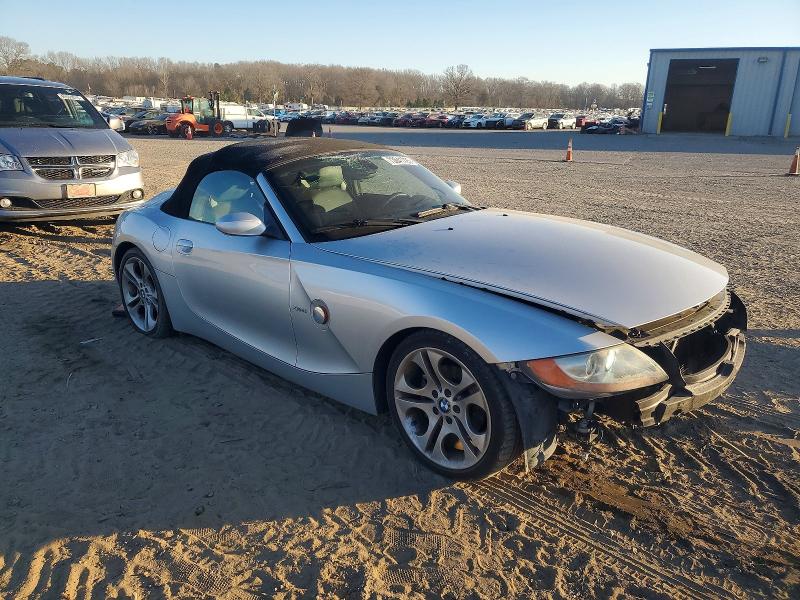 Photo 4 from auction – 2004 BMW Z4 with VIN 4USBT53504LU07562