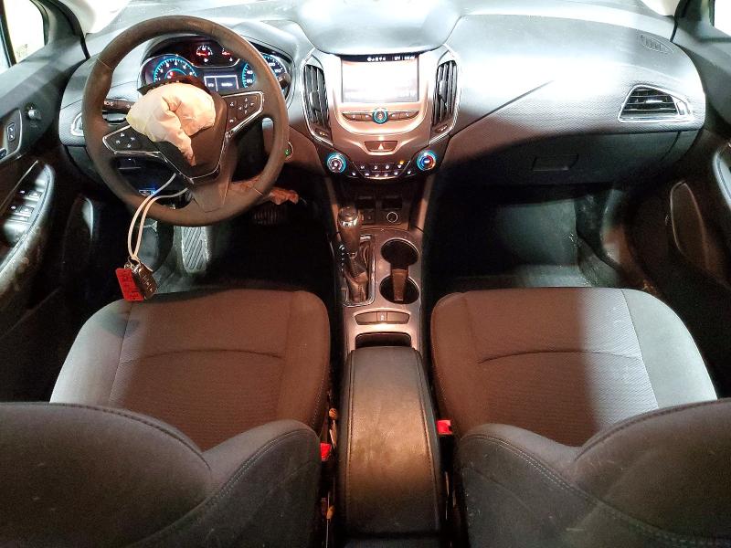Photo 8 from auction – 2018 CHEVROLET CRUZE LT with VIN 3G1BE6SM7JS589077