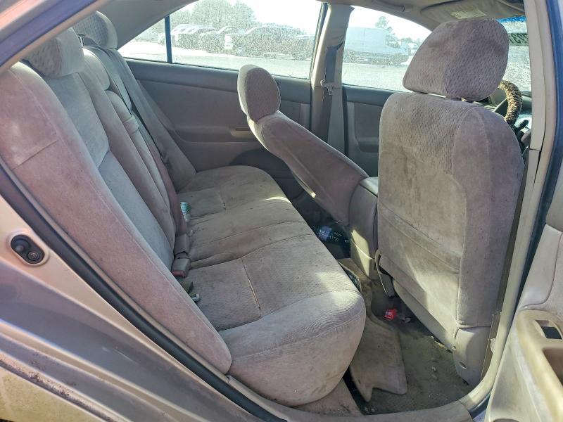 Photo 10 from auction – 2002 TOYOTA CAMRY with VIN 4T1BF32K02U017623