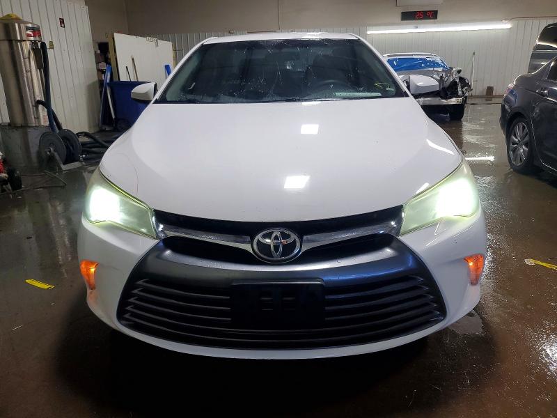 Photo 5 from auction – 2016 TOYOTA CAMRY with VIN 4T4BF1FKXGR533497