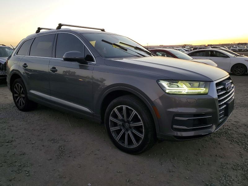 Photo 4 from auction – 2017 AUDI Q7 with VIN WA1LAAF7XHD017066