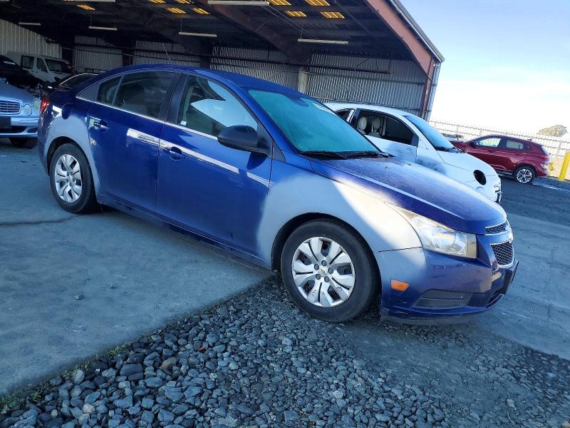 Photo 4 from auction – 2012 CHEVROLET CRUZE LS with VIN 1G1PC5SH3C7384172