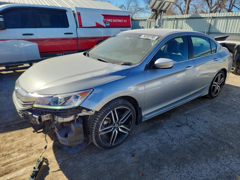 Photo 1 from auction – 2017 HONDA ACCORD with VIN 1HGCR2F55HA017384