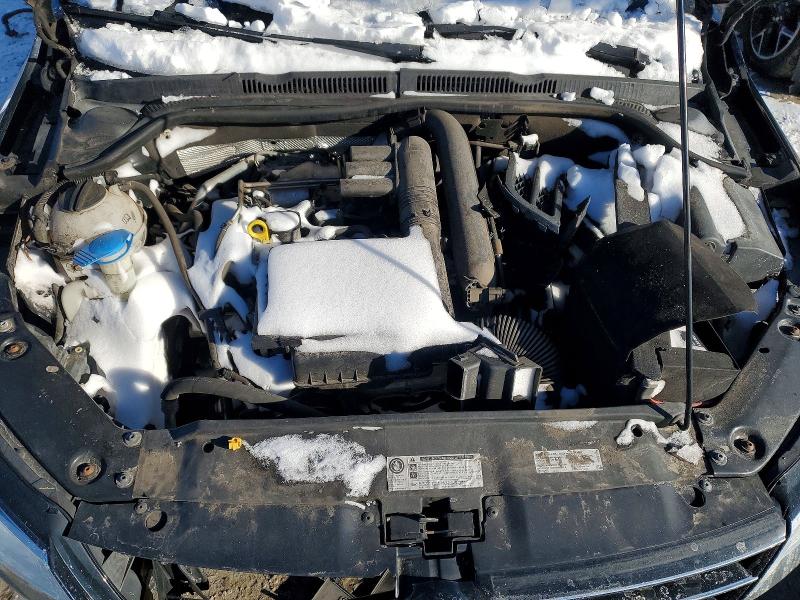 Photo 11 from auction – 2017 VOLKSWAGEN JETTA with VIN 3VW2B7AJ2HM263406