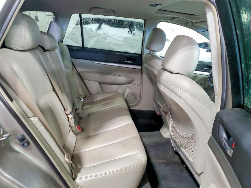 Photo 11 from auction – 2014 SUBARU OUTBACK 2. with VIN 4S4BRCDC0E3296465