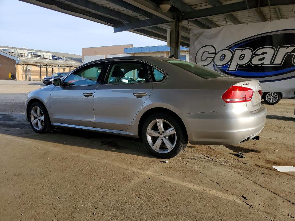 Photo 2 from auction – 2012 VOLKSWAGEN PASSAT SE with VIN 1VWBN7A31CC079433