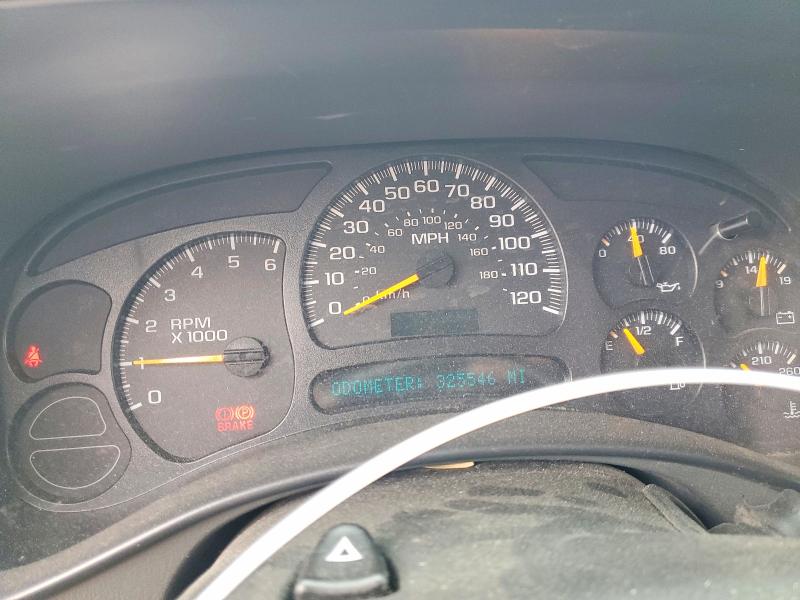 Photo 9 from auction – 2005 CHEVROLET SILVERADO with VIN 2GCEC19V451307622