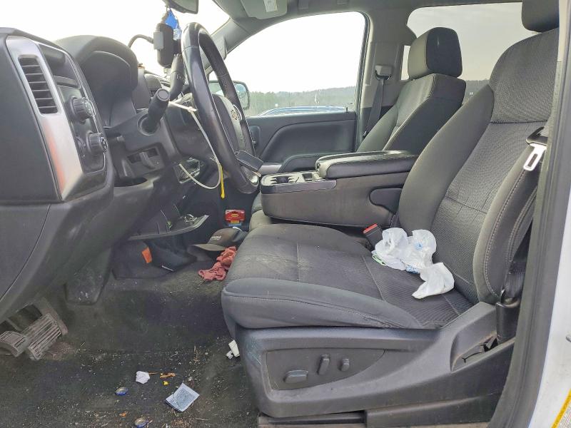 Photo 7 from auction – 2018 CHEVROLET SILVERADO with VIN 3GCUKRECXJG195749