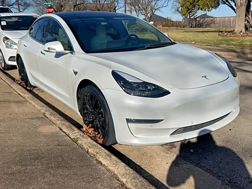TESLA MODEL 3 2020 with VIN 5YJ3E1EB8LF622205 - Photo from auction