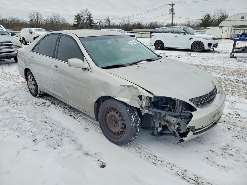 Photo 4 from auction – 2004 TOYOTA CAMRY with VIN 4T1BE32K64U835895