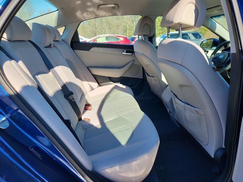 Photo 10 from auction – 2016 HYUNDAI SONATA SE with VIN 5NPE24AF1GH279370